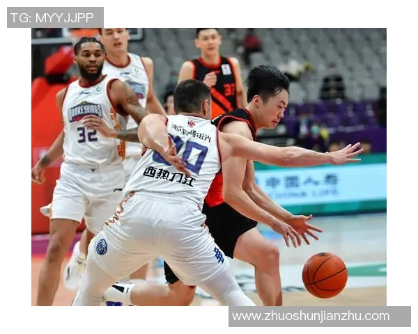 南京篮球队荣登篮球战术排行榜第十位展现强大实力与团队合作精神 南京篮球队荣登篮球战术排行榜第十位展现强大实力与团队合作精神