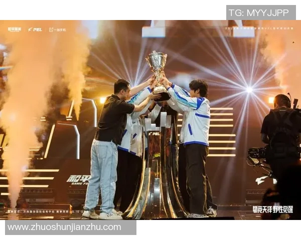 和平精英战术解析LNG战队包夹体系的运用与优势探讨 和平精英战术解析LNG战队包夹体系的运用与优势探讨