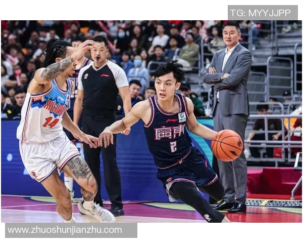 2016年CBA季后赛精彩对决广东队与吉林队的巅峰较量回顾
