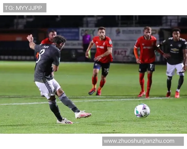 卢顿与哈德斯历史交锋战绩分析及近期表现对比