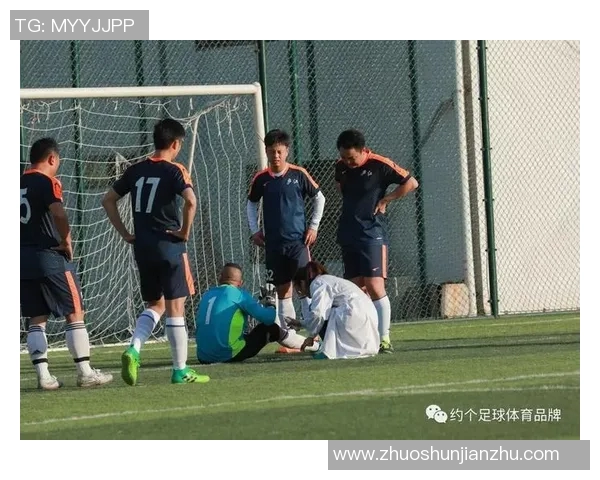 梅州客家与湖南湘涛的激烈对决展现足球魅力与团队精神的巅峰对抗